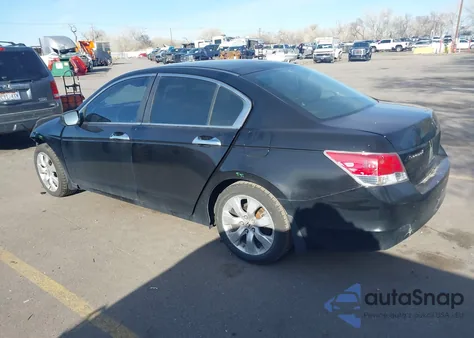2010 Honda Accord 2.4 Ex из США, поврежденный, VIN 1HGCP2F75AA100133